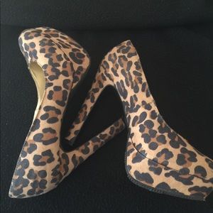 Leopard Pump